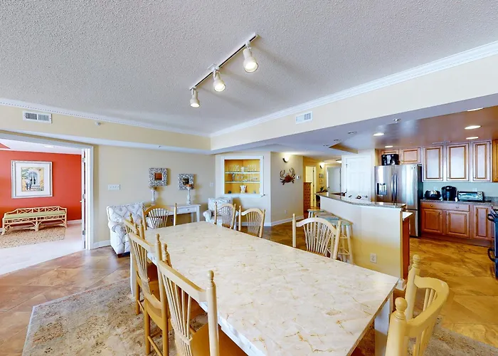 Oceans Mist 402 Apartamento